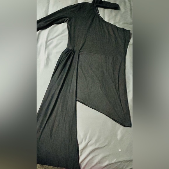 Party dress - Picture 3 of 3